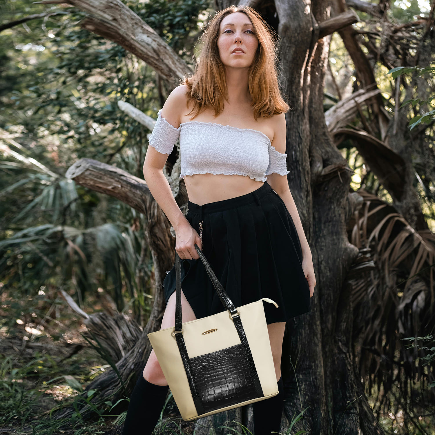 Croco Pocket Cream Handbag